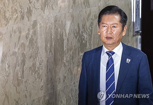 與, "조희대 사퇴" 일제히 공세…'탄핵' 주장도 대두(종합)