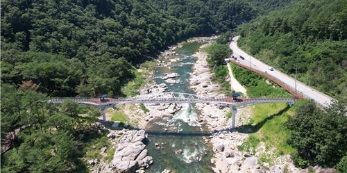 인제군, 내린천 수변 트레킹 코스 완공…사계절 관광 활성화