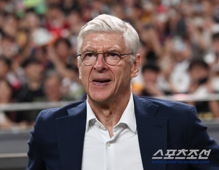 EPL 무패 우승 명장도 놀라게 한 '아이콘매치'...벵거 감독, "이런 경기 처음이야" 감탄한 이유[현장인터뷰]