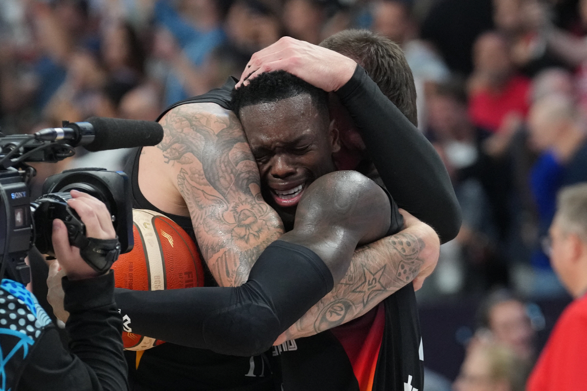 유럽평정 독일! MVP 슈뢰더. 왜 평범한 식스맨 슈뢰더는 독일대표팀에서…