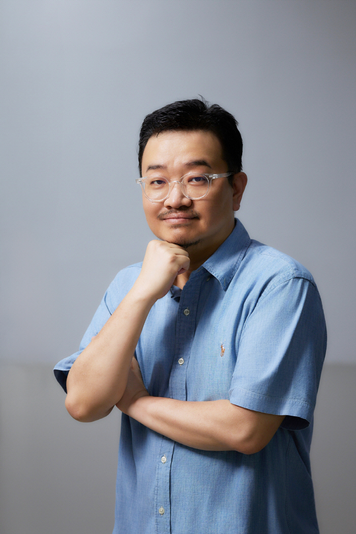 [인터뷰③] 연상호 감독 "전지현 '군체', '부산행' '반도'와 차원 다른 좀비물"('얼굴')