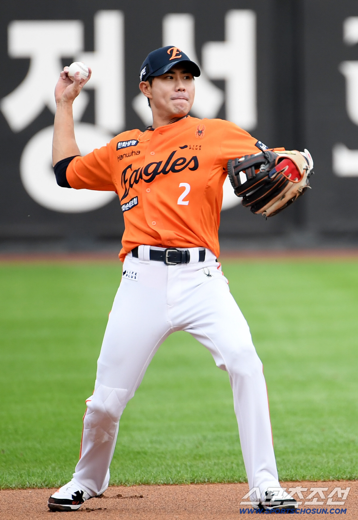 '예비 FA 최대어' 몸값 100억원설, 현실이냐 오버냐...박찬호 적정…