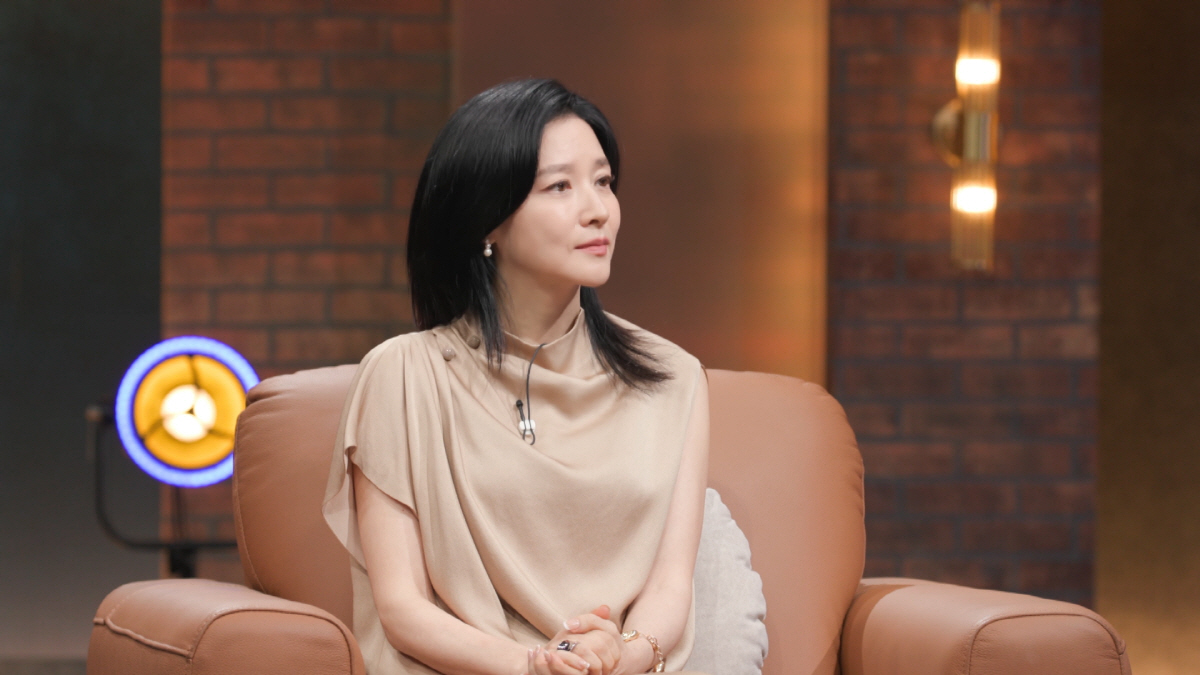 이영애, 손석희 25년 만에 만나.."너나 잘하세요"('손석희의 질문들'…
