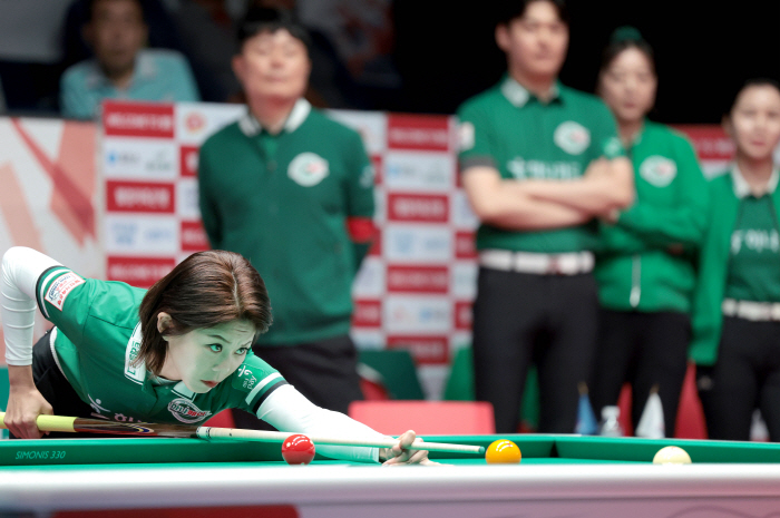 '우리는 여제 김가영 보유팀이다!' 이유있는 하나카드의 PBA팀리그 3라운드 연승행진, 김가영 혼자 2승 하드캐리