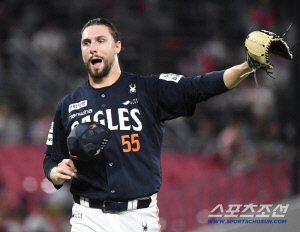 '1위 싸움 안 끝났어' 한화, KIA 11대1 완파…와이스 16승 노시환 30홈런[광주 리뷰]