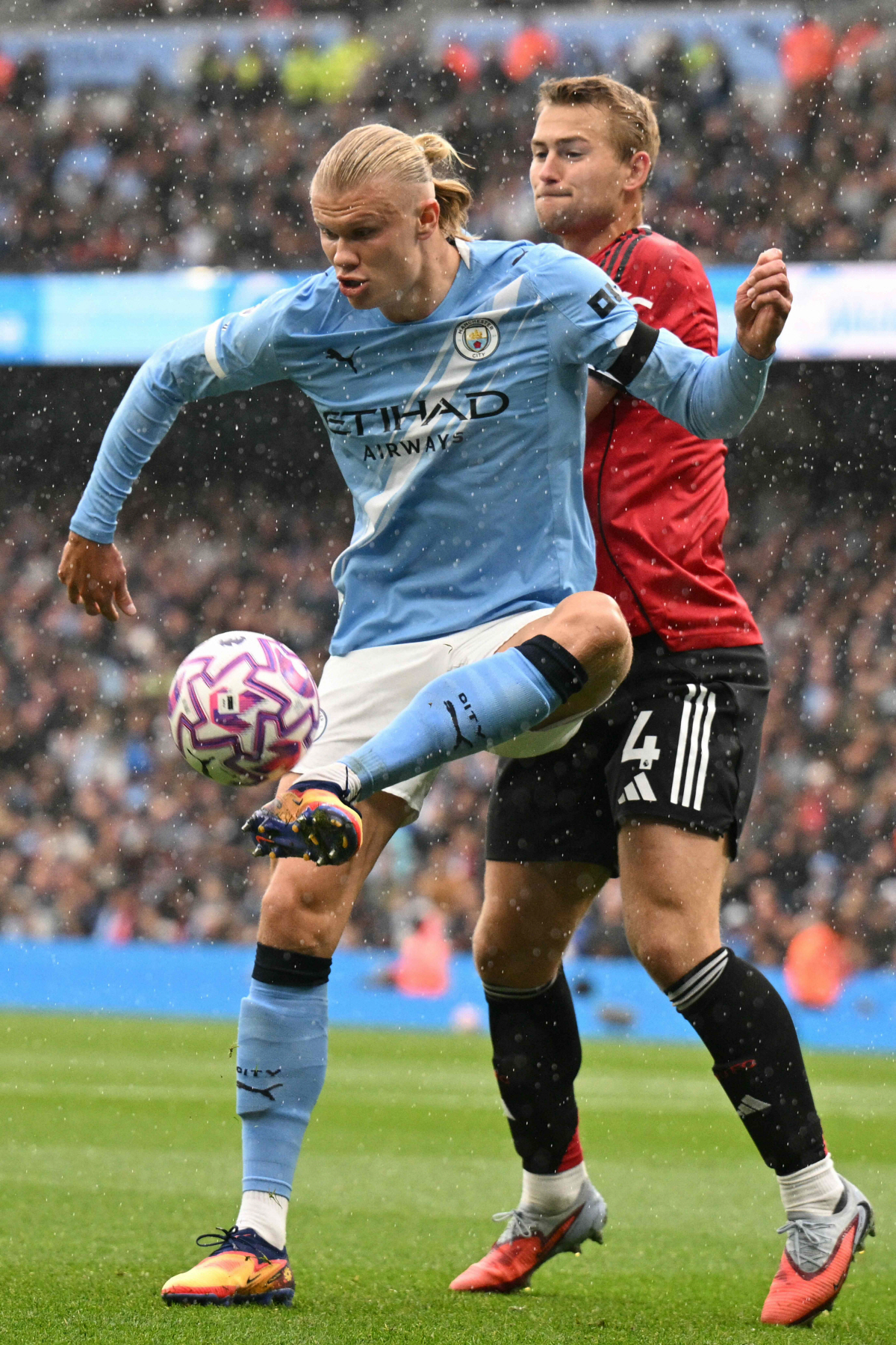 "충격!" FC바르셀로나, 맨시티 '괴물 공격수' 영입 최우선 타깃…'2…