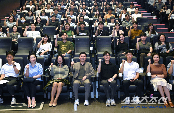 유승민 회장 취임200일,극장서 '스포츠 영화'관람→'타운홀 미팅' 소통...대한체육회 직원들의 반응 직접 들어보니...