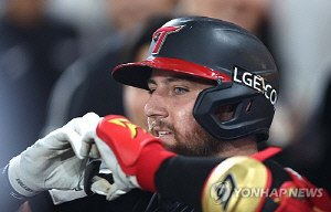 '2홈런' LG 오스틴마저 혀를 내두른 혈투…