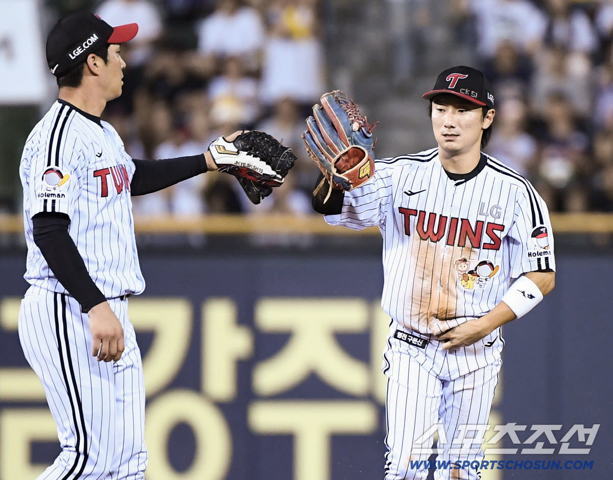 구본혁의 깜짝 좌익수 출전. '좌익수 오지환'일 수도 있었다니. 염갈량이…