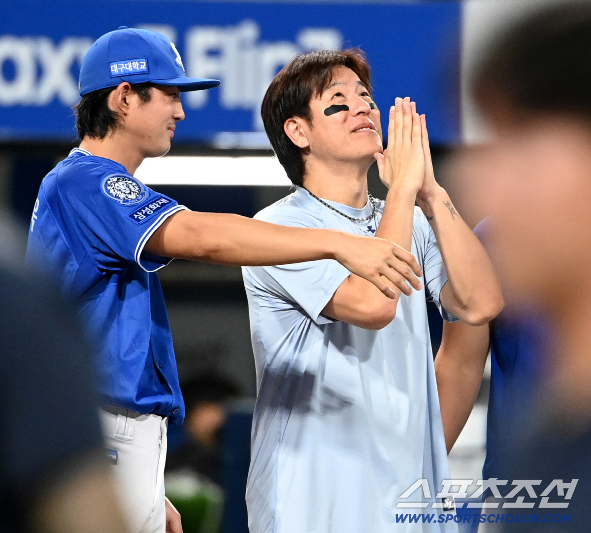 '제발...' 강민호의 간절했던 기도, 생일 맞은 김재윤은 응답했을까[대…