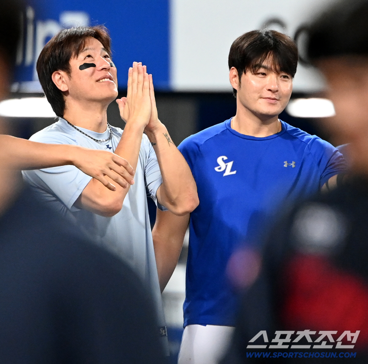 '제발...' 강민호의 간절했던 기도, 생일 맞은 김재윤은 응답했을까[대…