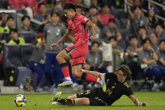 대한민국 최초, 최초, 최초! '홍명보호 기대주 '카스트로프 '최악의 상황' 이겨내고 비상할까...운명의 새 감독 후보 등장→'韓 인연' 뮌헨 레전드