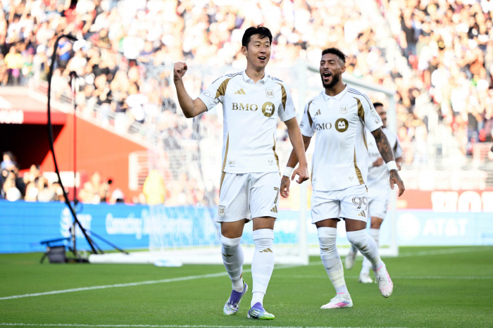 "소니와 호흡 너무 쉽다!" LAFC 에이스의 극찬 "SON의 존재, 내 경기력 상승의 핵심 이유"