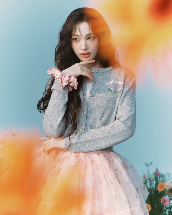 아이브 리즈, 에잇세컨즈 모델 발탁…"Z세대 선망, 신비로운 이미지 시너…