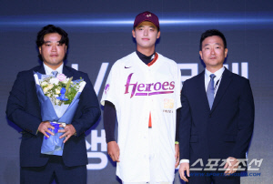 이변! 파격! 제2의 최정 정수빈이 판을 흔들었다…'박석민 아들' 박준현 1순위 키움行 [2026 신인드래프트]