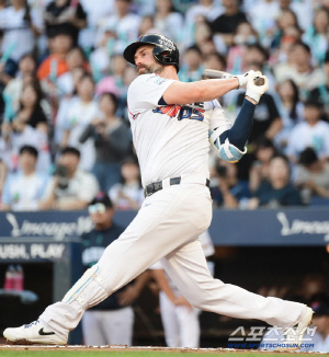 '데이비슨 2G 연속 홈런 → 신민혁 쾌투 승리' NC 5위 추격 아직 안끝났다[창원 리뷰]