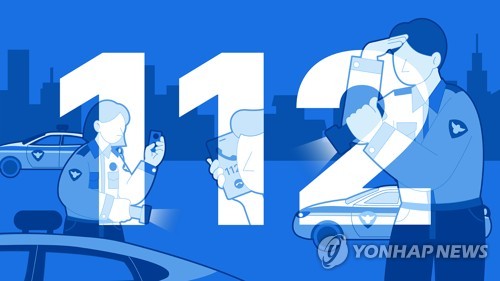 새벽 환경미화원 쓰레기 수거차와 전봇대에 끼여 숨져