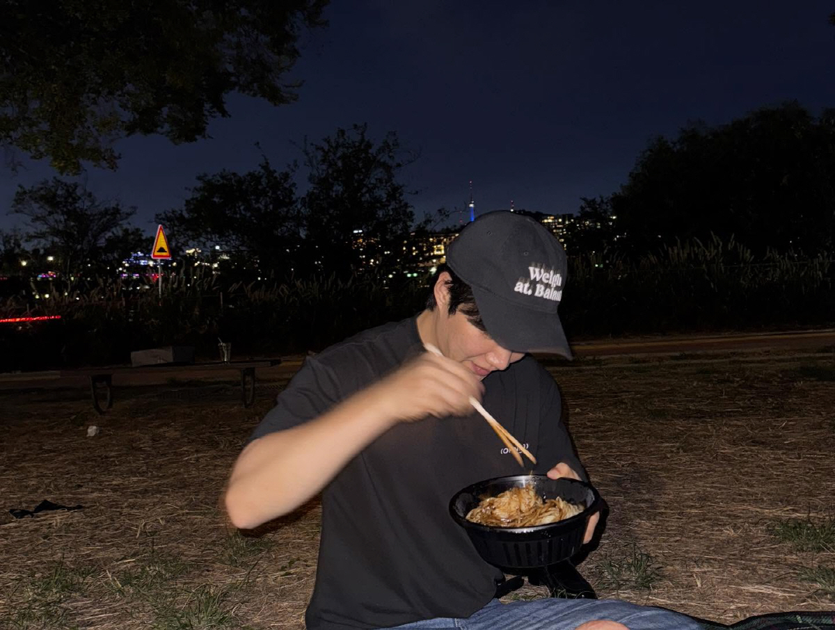 남보라, 이혼설 해명 후 한밤 중 나들이…과거가 그리웠나[SCin스타]