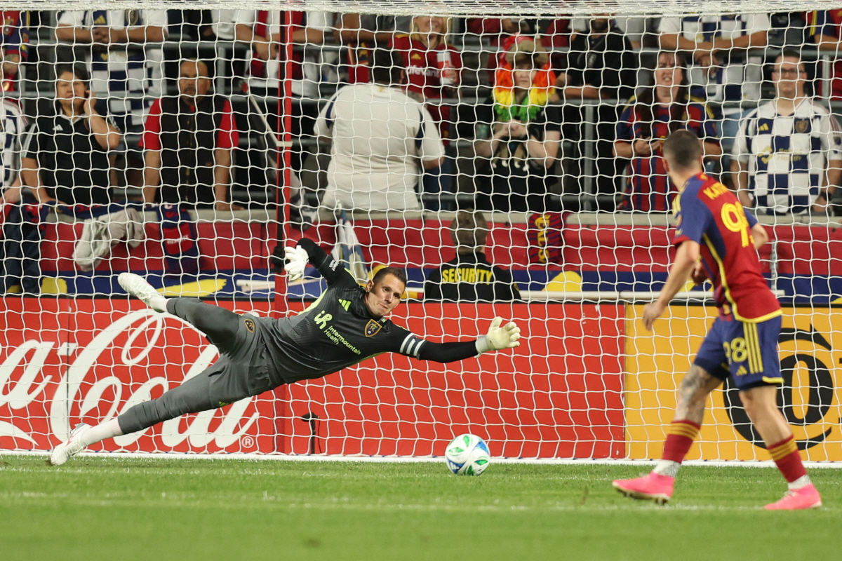 드디어 미국 상륙한 'SON트트릭'→"정말 끔찍한 선수" 극찬! 손흥민,…