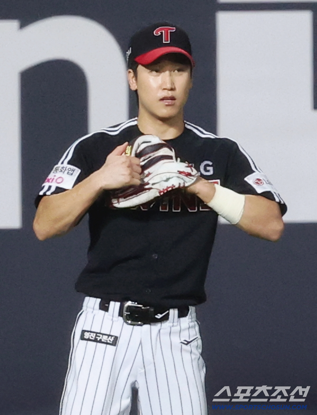 플라이볼 한번 못잡은 구본혁 또 좌익수로 나온다. 매직넘버8 LG DH1…