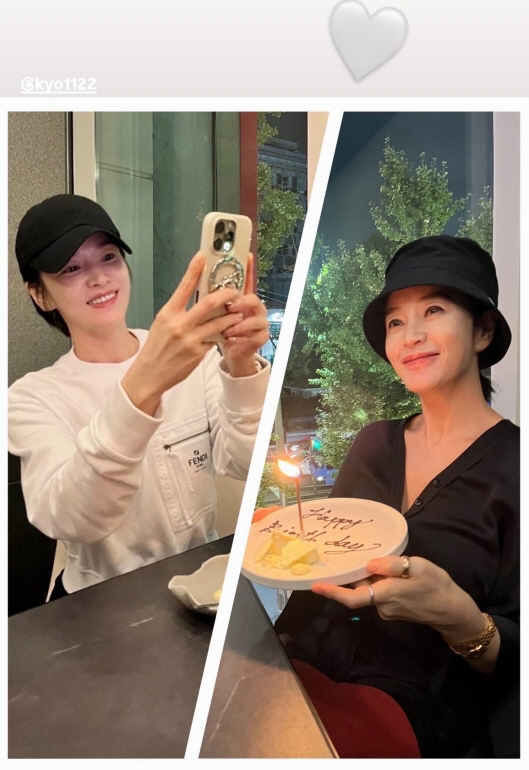 '55세' 김혜수, 송혜교와 생일 파티..로맨틱한 선물까지 '애정 듬뿍♥…