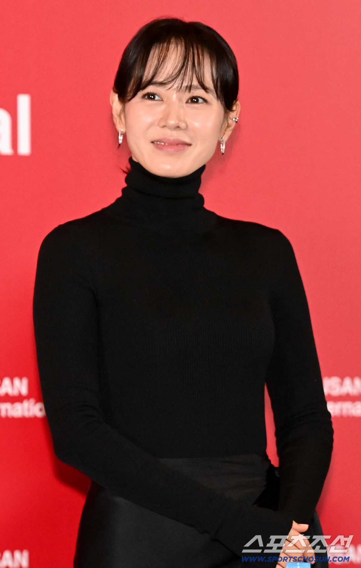 [SC줌人-BIFF] 9년만에 부산 찾은 손예진, '어쩔수가없다'로 다시…