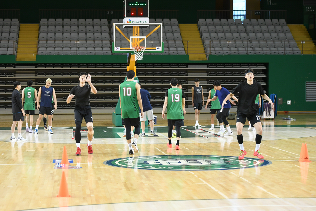 '미리 보는' 2025~2026시즌 남자프로농구…KBL, 14년 만에 부…
