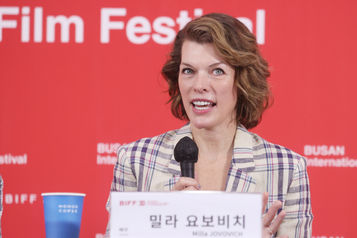 [SC-BIFF] '프로텍터' 밀라 요보비치, 8년만 내한 "개막식 참석, 너무나 영광스러워"