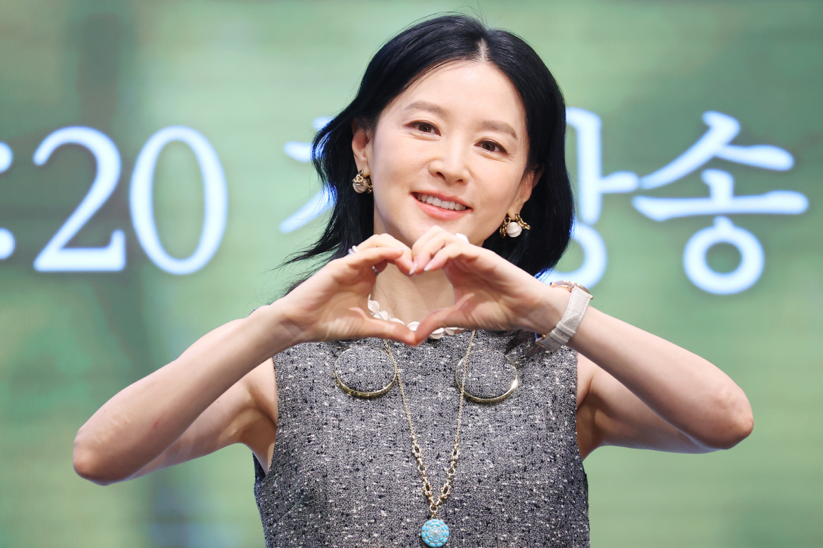 이영애, 남편 치료비 위해 마약 가방...26년만 KBS 복귀 캐릭터 경…