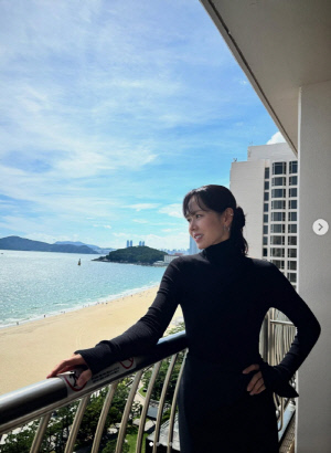 이민정, 질투 대신 주접만 가득..♥이병헌 아내된 손예진에 “예쁜 건 어쩔수가없다”