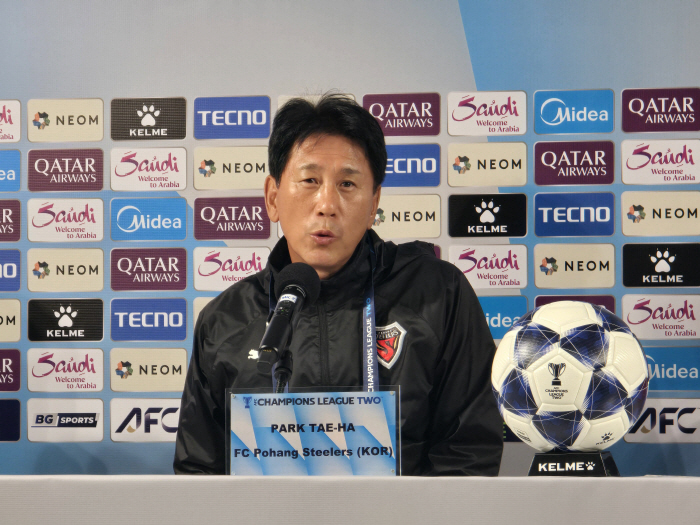 "이기기 위해 선수 구성했다" 첫 경기 승리 노리는 박태하 감독의 의지 "선수들 보여주겠다는 분위기, 긍정적 의미"