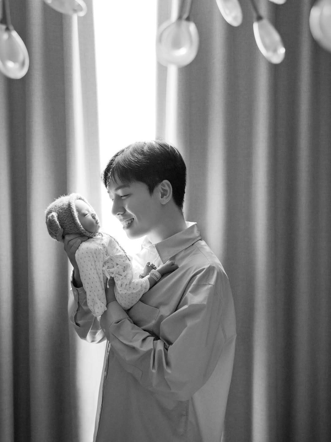 레이디제인♥임현태, 똑 닮은 50일된 쌍둥이 딸 자랑..."귀여운 우주별…