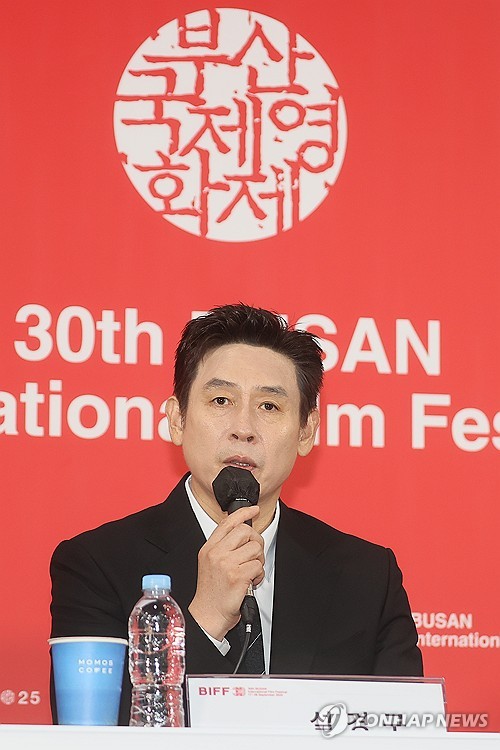 '굿뉴스' 설경구 "감독이 절 어떻게 구길지 궁금했죠"