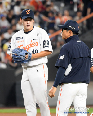 '와 ERA 1.84' 방출로 끝났으면 어쩔 뻔했나, 한화의 눈 옳았다…