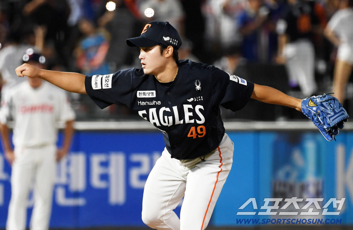 '와 ERA 1.84' 방출로 끝났으면 어쩔 뻔했나, 한화의 눈 옳았다……