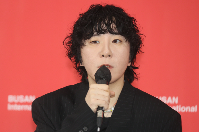 [SC-BIFF] "제가 (설)경구 선배 좋, 좋아해요"…'굿뉴스' 변성현 감독의 깜짝 고백