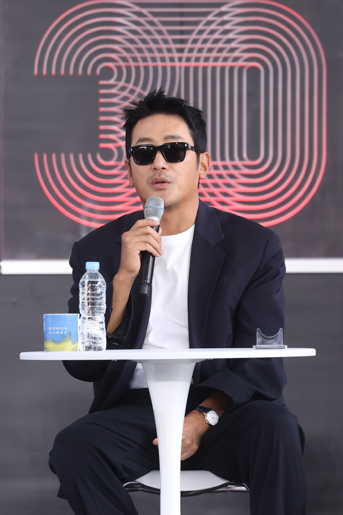 [SC-BIFF] '윗집 사람들' 하정우 "스페인 영화를 원작으로 해, 이야기의 확장성 느껴져"