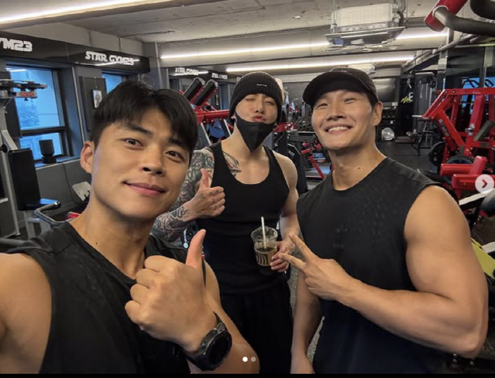 김종국 "왜 나만 빼"…억울했던 BTS 정국과 몸짱샷 드디어 공개