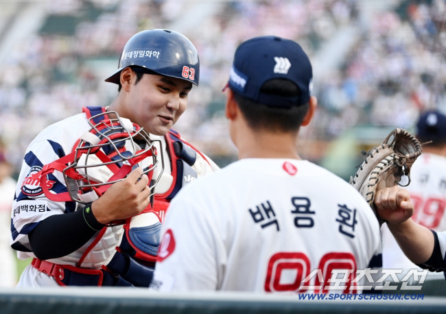 포수 없어 죽겠는데, 김태형 극찬 대형 신인 뭐하나 했더니...불의의 무…
