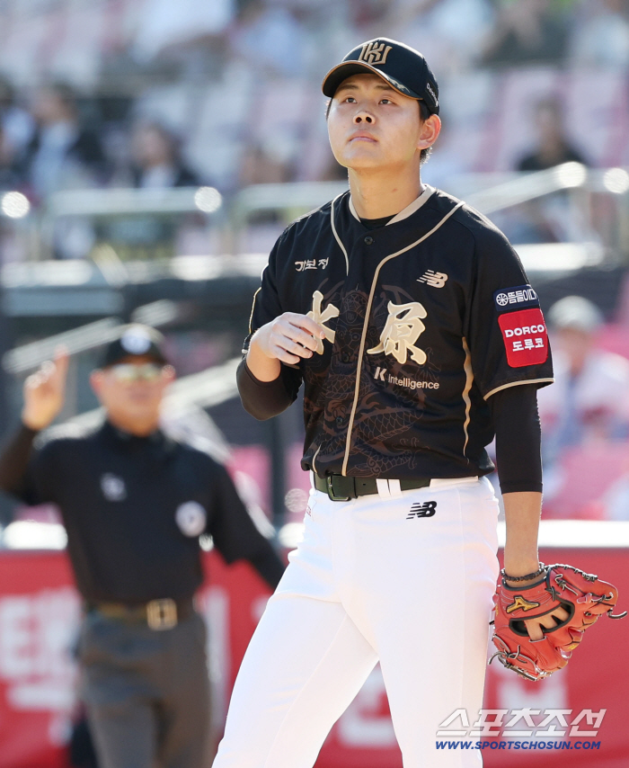 10승&규정이닝 눈 앞인데…사령탑의 깊은 고민 "엔트리 뺄까 하고 있습니다"