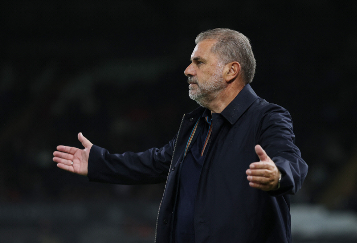 '英 BBC도 우려' 손흥민 없이 승리 NO→충격 2연패…'포스테코글루 감독, 번리전 중요하다'