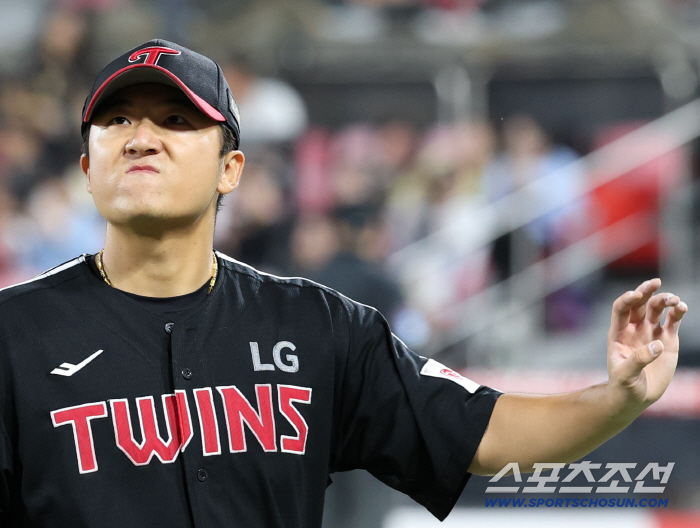 국내 다승 공동 1위에 ERA 5위인데 신인왕 놓아줬다니... 마지막 목표는 규정이닝[SC 인터뷰]