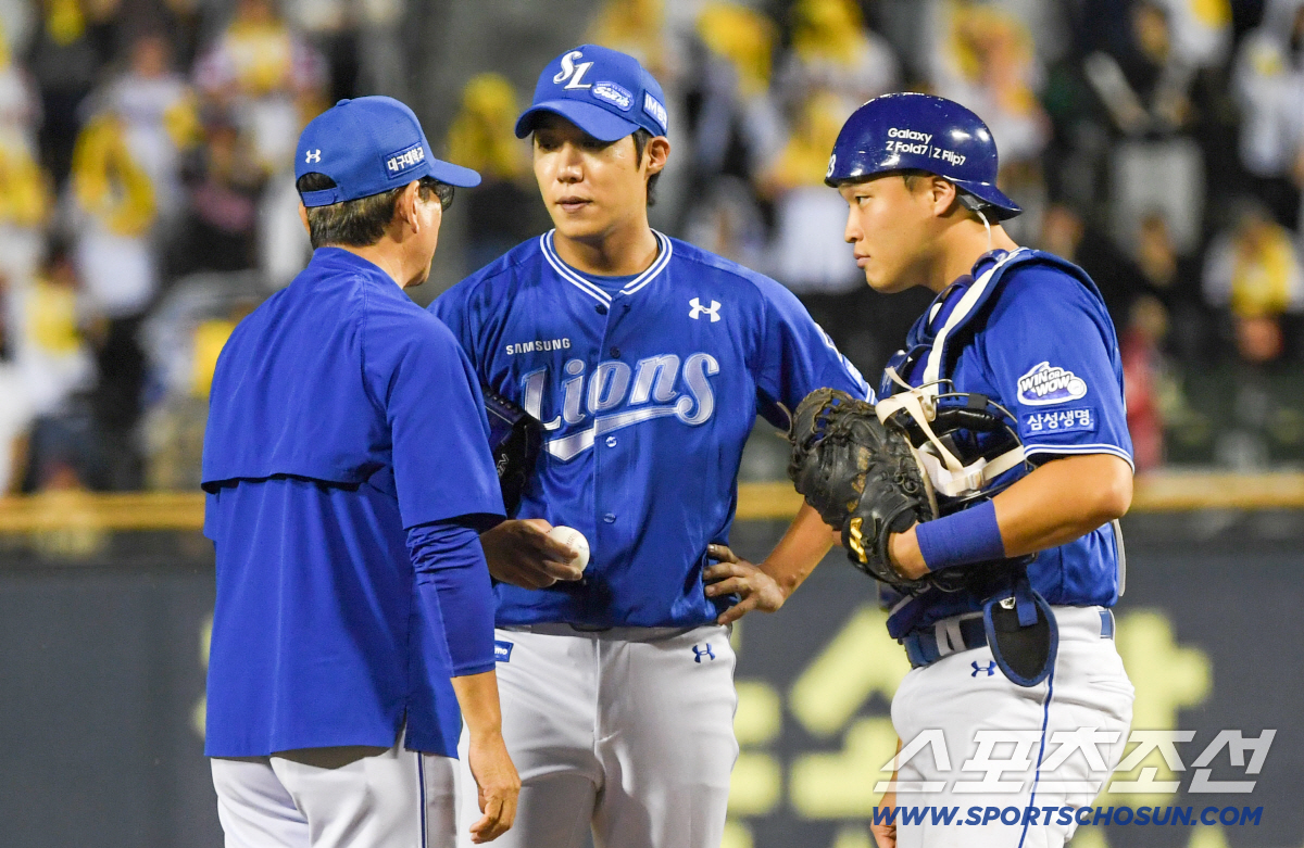 1위와 최종전서 14-4 대승. 박진만 감독 "원태인 스스로 이겨냈다. …