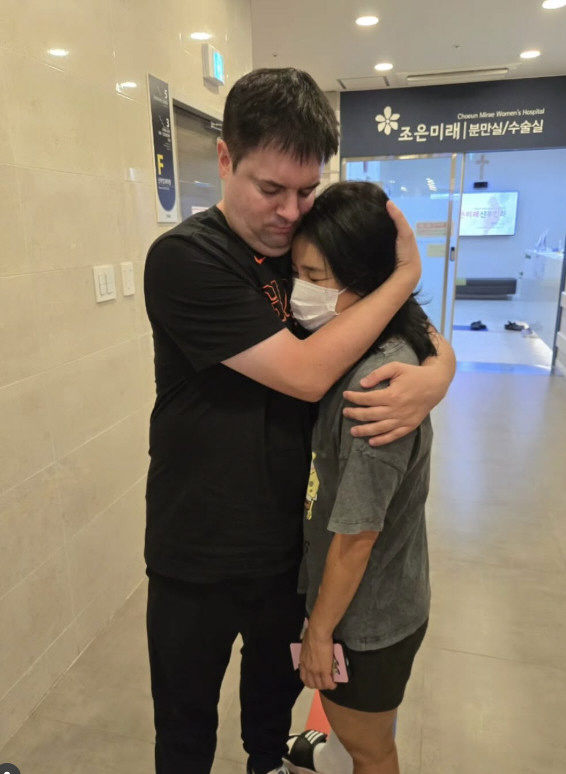 김혜선, 안타까운 수술 소식 전했다 "♥독일인 남편, 절대 안 된다고 뜯…