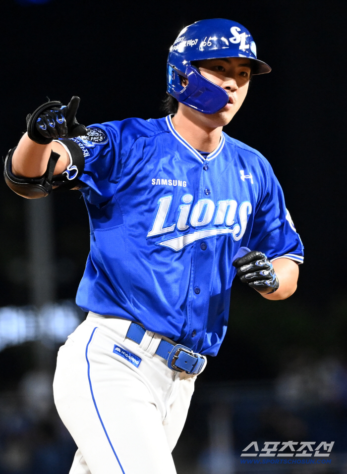 '이럴수가' 삼성 초비상, 구자욱 병원 간다…"큰 타격이죠, 지금 순위 다툼 치열하게 하는 상황인데"