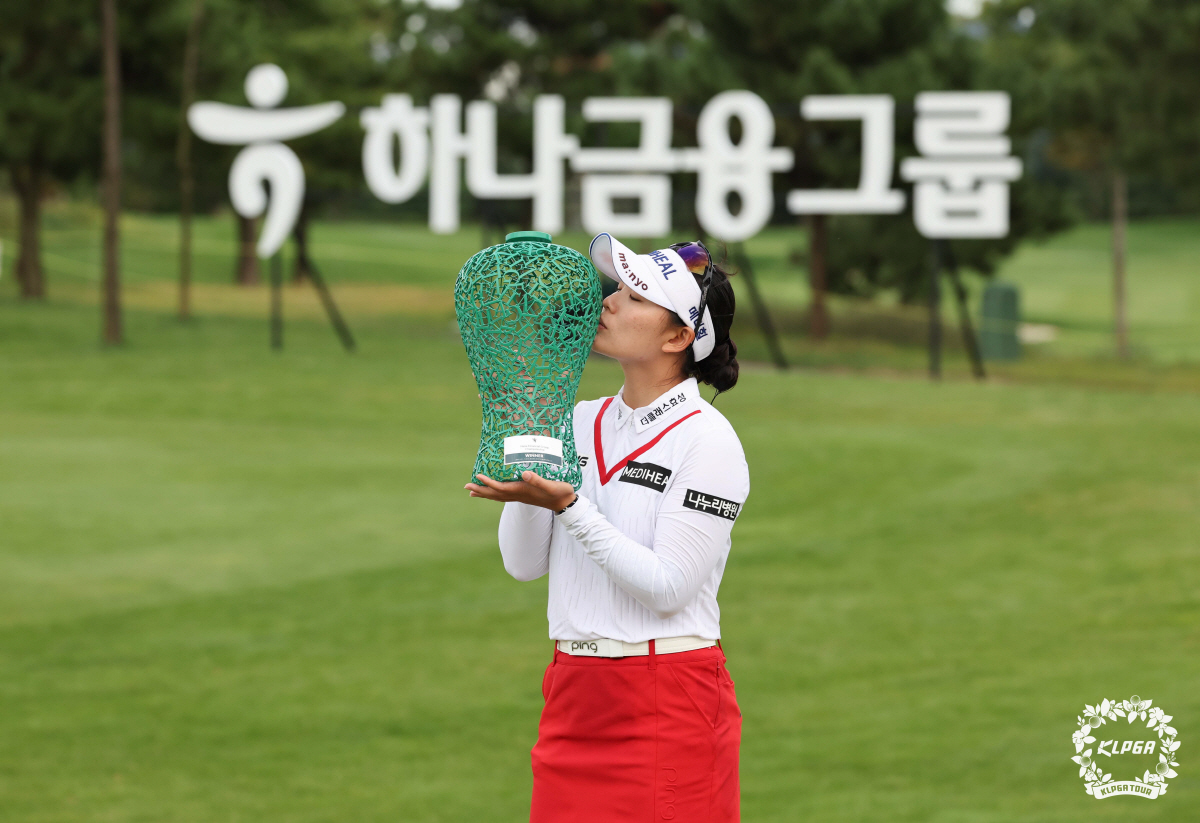 "울어도 돼" '2023 어게인' 빨간치마 이다연, 또 이민지 잡았다..…