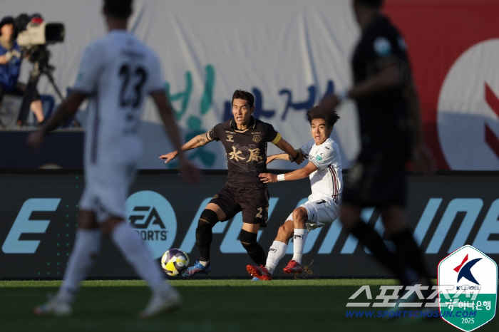 '황재윤 미친 선방'수원FC,'강투지 자책골'강원에 1대0승 ,16경기만…