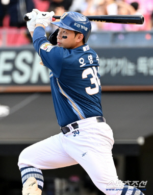 싹쓸이 결승타 또는 '만세'…오선우 손끝 스쳐간 KIA 2연승, 적장의 진심 