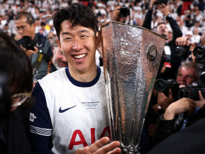 [오피셜] 손흥민 초대박! 또 우승합시다...LA FC, MLS 플레이오프 진출 확정 '3위 시드 가능성→꿀대진 유력'