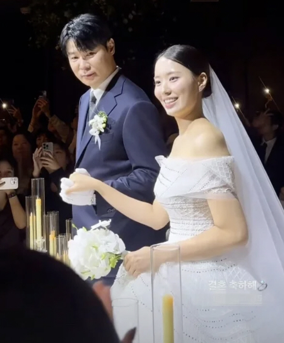 최현석 셰프, 딸♥김태현 결혼하는 날 "눈물 참으며 신부와 입장"